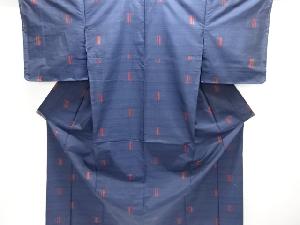 未使用品　変わり横段模様織り出し本場村山大島紬着物